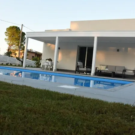Dei Pioppi Deluxe Villa Carini